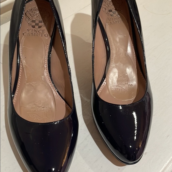 Vince Camuto Heels - Picture 3 of 6